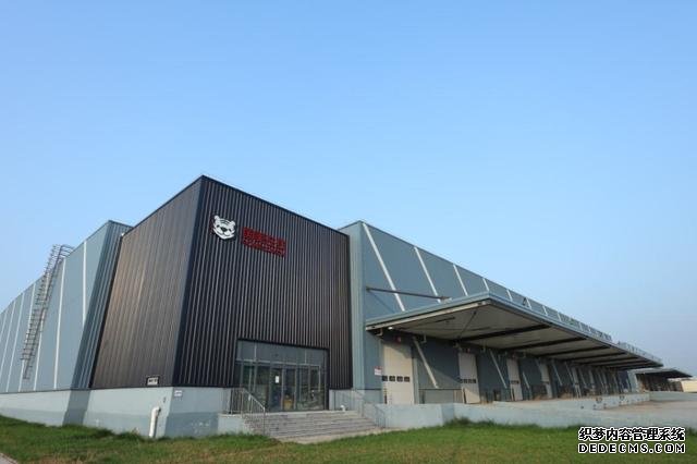 劉強東掀起全新風(fēng)暴，阿里騰訊始料未及，消費者恐成最大贏家？